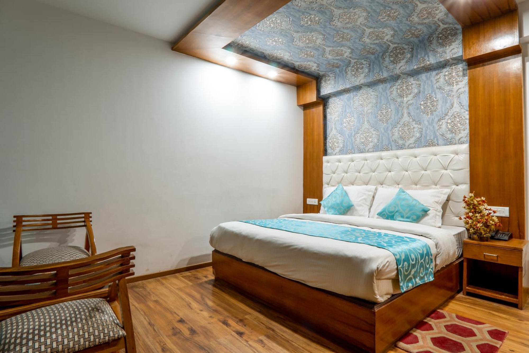 Pristine Inn Manali Eksteriør billede
