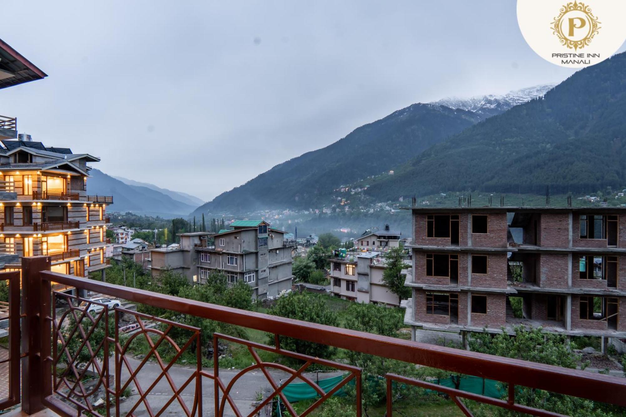 Pristine Inn Manali Eksteriør billede